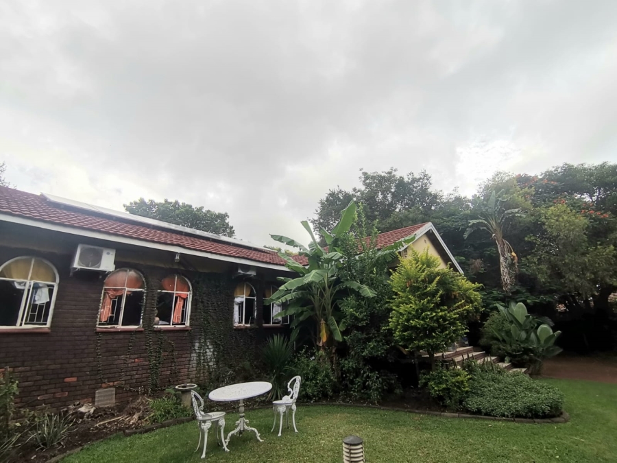 5 Bedroom Property for Sale in Elandsrand North West